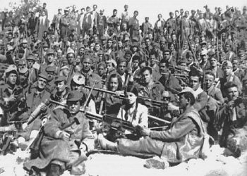 “Kur Nezir Muzhaqi, u informua për plaçkitjen e fshatit Polis nga Brigada e Parë, u del para në Qafë Dardhë dhe i thotë Mehmet Shehut…”/ Ana e panjohur e “Luftës Nacionalçlirimtare” në Librazhd