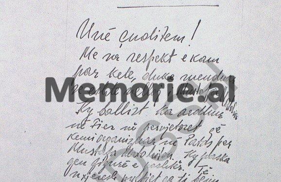 “Anëtar i Rinisë së Ballit, i ati milic e spiun i SIM-it, dy dajo komandantë Balli…”/ Dokumenti sekret i Sigurimit, për ballistin që hetoi Koci Xoxen, Dali Ndreun, Teme Sejkon, “sabotatorët e naftës”, etj.!