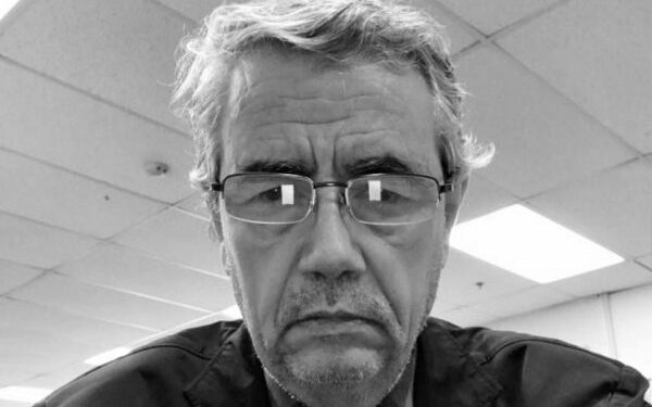 “Motoskafi i kufirit ndaloi 500 metra afër meje, nuk më diktoi, vazhdova të notoj deri në agim, kur një vapor turistik i huaj më pa dhe…”/ Dëshmia e rrallë e gazetarit të “Zëri Amerikës” që u arratis në ’85-ën!