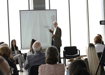 “Dosja e Martin Camajt, s’është autentike, ajo paraqet shenja të qarta manipulimi dhe fabrikimi dokumentare, me qëllim përbaltjen dhe…”/ Refleksionet e Selami Zallit, për poetin dhe studiuesin e njohur