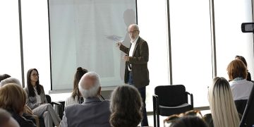 “Dosja e Martin Camajt, s’është autentike, ajo paraqet shenja të qarta manipulimi dhe fabrikimi dokumentare, me qëllim përbaltjen dhe…”/ Refleksionet e Selami Zallit, për poetin dhe studiuesin e njohur