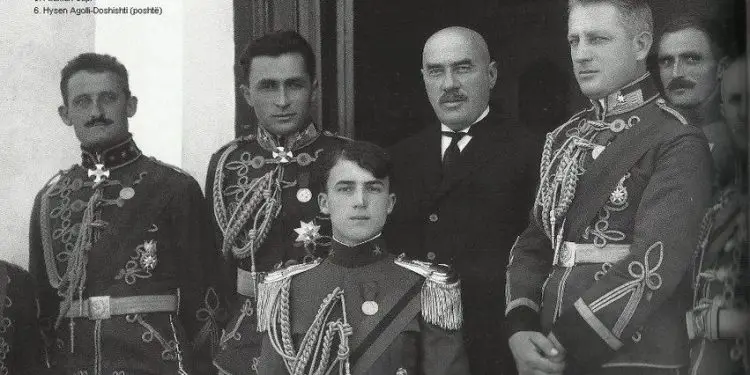 “Mbi sekuestrimin e pasuris së tundshme e të pa tundshme të kriminelëve të luftës dhe armiq të popullit, Shahin e Can Doçi nga Macukulli…”/ Zbulohet dokumenti i konfiskimit të pronave në rrethin e Matit, në 1946-‘47