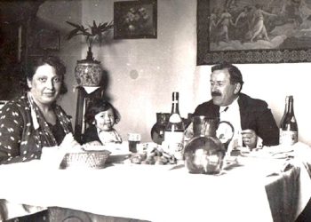 “She returned after 54 years to kiss the ground: Drita Ivanaj (daughter of Martin Ivanaj) landed at Rinas, but without…” / The unknown story of the heiress