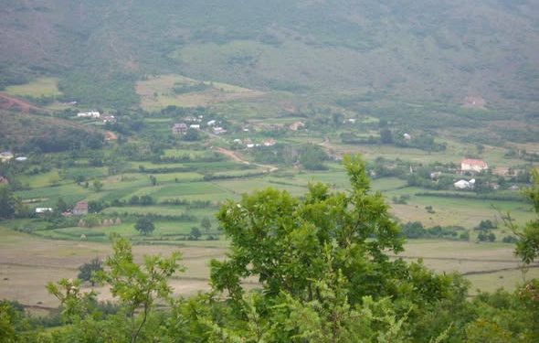“Xhaxhai ynë i madh Fasllia, e akuzoi publiksht Enver Hoxhën, se e kishte tradhtuar Kosovën dhe vetë luftën, pasi ai dhe tre vëllezërit…”/ Historia e panjohur e familjes Buçpapaj dhe përplasjet me regjimin