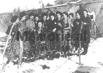 “Kur policët godisnin me shkopinj nën e bir, vajza gjermane, Amri, tha; autoritetet shqiptare dënojnë keqtrajtimet gjatë luftës në kampet gjermane, kurse vetë…”! / Historia tragjike në kampin e Tepelenës
