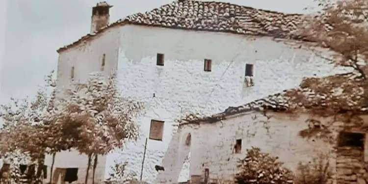 “Mbi sekuestrimin e pasuris së tundshme e të pa tundshme të kriminelëve të luftës dhe armiq të popullit, Shahin e Can Doçi nga Macukulli…”/ Zbulohet dokumenti i konfiskimit të pronave në rrethin e Matit, në 1946-‘47