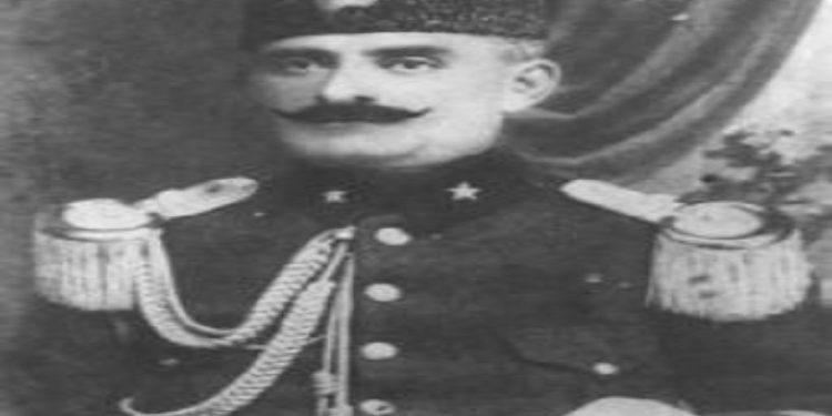 “Me komandantin e gjindarmërisë, u dëbuam nga Esat Pasha, në Tiranë e Durrës gjendja ka ndryshuar, kanë nisur veprime që…”/ Historia e panjohur e Tefik Rogut nga Skrapari, mikut të Ismail Qemalit
