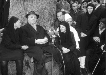 “Në vendimin e gjykatës thuhej se; në mars 1978, kur udhëheqësi kryesor i Partisë, po vizitonte rrethin e Gjirokastrës, i pandehuri Xhevat Dosku…”/ Historia e trishtë e familjes “reaksionare” nga Librazhdi