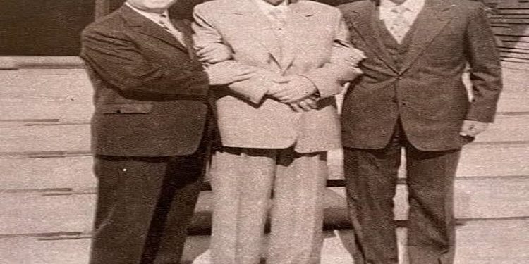 “Kapaciteti i tij është mjaft i ulët, nuk është i qartë për situatën politike, ka vetëm dy klasë shkollë e, s’ka zënë libër me dorë…”/ Zbulohet dokumenti Sigurimit për Sulo Gradecin, shoqëruesin e Enverit