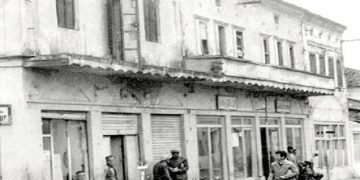 “Një agjenci lajmesh nga SHBA-ës, i telegrafoi Ministrisë së Jashtme Shqiptare, për lajmin e një gazete greke, se në Elbasan kishte një revoltë dhe…”/ Shkrimi i panjohur gazetarit amerikan në 1957-ën