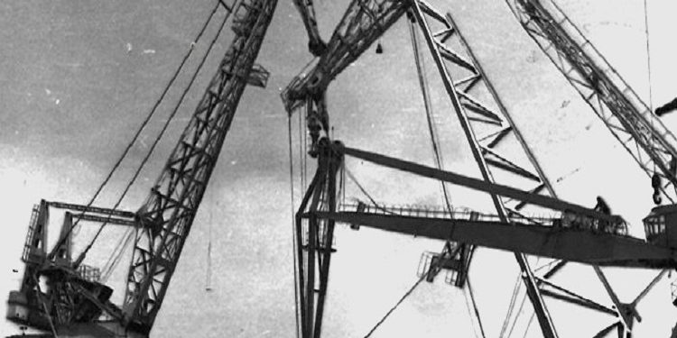 “Ajo mund të bllokonte daljen në det të mjeteve luftarake në raste alarmi, pasi…”/ Dëshmia e rrallë e dy specialistëve, mbi misterin e gazit nënujor në Bazën Ushtarake të Bisht Pallës, në vitet ’80-të