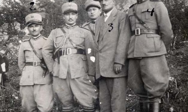 “Telegrami i nëndrejtorit të policisë së Korçës, dërguar shefit të tij në Paris, kapiten Votit, e zgjoi delegacionin shqiptar…”/ Historia e kapiten Blloshmit, i cili shpëtoi Korçën nga okupimi grek