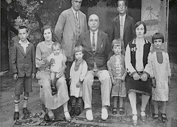 “Karrocieri se dëgjoi lutjen tonë që të ecte më ngadalë, të mos tronditej babai dhe kur shkuam në shtëpi, ai vdiq, për ta varrosur shitëm orën e tij të xhepit…”/ Dëshmia e trishtë e motrës së Arshi Pipës