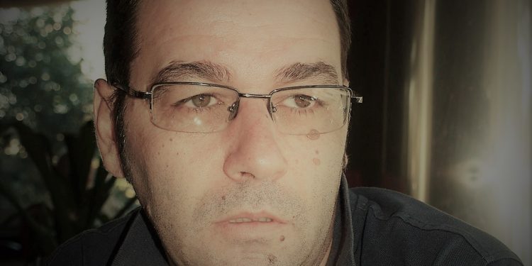 “Kur teknikë italianë që erdhën në Radio-Tirana në 1939-ën, i thanë drejtorit; ‘ne duam këngë italiane e, jo shqiptare’, ai, në kulmin e zemërimit…”/ Historia e panjohur e publicistit të famshëm Gjergj Bubani