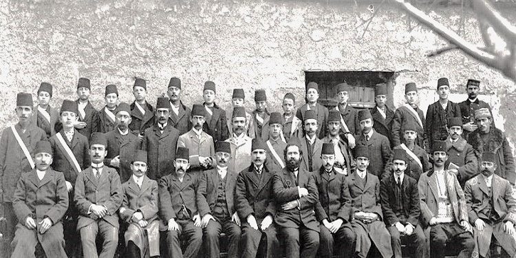 “Ky bashkim i abeceve, kjo ndarje nga një çështje bizantine, që na nxinte faqen gjer më sot, është pema …”/ Shkrimi i Mid’hat Abdyl Frashërit për Kongresin e Manastirit, 22 nëntor 1908