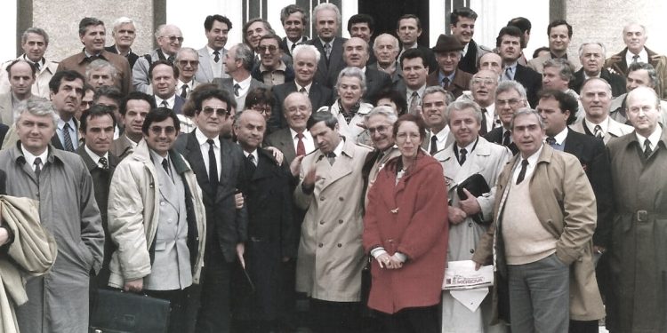 “Në ’91-in, replikova me Haxhi Lleshin, se qëlloi me armë një person që u fut te vila e tij, më pas, më këcënuan pesë herë me vdekje, aq sa Azem Hajdari…”/ Dëshmia e rrallë e kirurges dhe deputetes së njohur