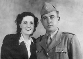 “Ganimeti, nuk zgjodhi të largohej me burrin e vet dhe që kontaktin me të e mbante me veshjet e hijshme të kohës së paktë martesore, apo…”/ Refleksione mbi librin “Eleganca e lotëve”, të Iris Halilit