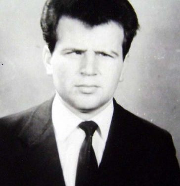 “Reshat Leskaj më arrestoi se kisha sharë Enver Hoxhën dhe më torturonte në qelitë e Degës së Korçës, vuajta 9 vjet në Spaç, gruaja komuniste më divorcoi, sepse…”/ Dëshmia e rrallë e korçarit rebel