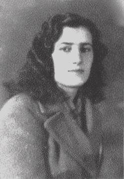 “Teksa po ndaheshim, nana m’tha; ikni, ikni bir, s’e n’kët vend s’ban hajër kërkush, veç horrave! Boll vuejtët ju nji gjysë shekulli prej nesh…! Mos i leni fëmijët tuej me…”! / Dëshmia e rrallë e Jozef Radit