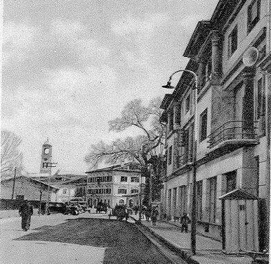 “Përveçse një sportist i njohur i ‘Vllaznisë’ e ‘Partizanit’, ai ishte edhe një artist në pikturë, skulpturë, gdhendje të drurit, arkitekt, mobilier…”/ Historia e Vehbi Ademit, që e nderonte e gjithë Shkodra