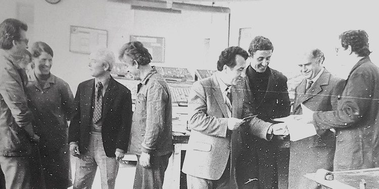 “Babanë e vranë pas shpine shokët e tij partizanë, po ashtu edhe vëllanë tim ushtarak në 1970-ën, pasi e detyruan të vriste një deputet që do arratisej në ’63-in…”/ Dëshmia e rrallë e Limoz Dizdarit