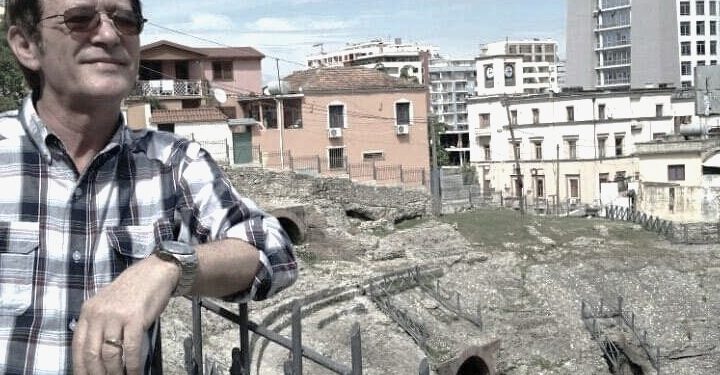 “Duhet të zëvendësoja mjeshtrin Valentin Rubin, profesorin tim, që e njihnin si ‘rusi i bardhë’, më dukej e pabesueshme, pasi…”/ Dëshmia e rrallë e “Dashit të Durrësit”, mjeshtrit të saksofonit e klarinetës