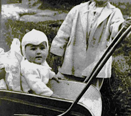 “Teksa po ndaheshim, nana m’tha; ikni, ikni bir, s’e n’kët vend s’ban hajër kërkush, veç horrave! Boll vuejtët ju nji gjysë shekulli prej nesh…! Mos i leni fëmijët tuej me…”! / Dëshmia e rrallë e Jozef Radit