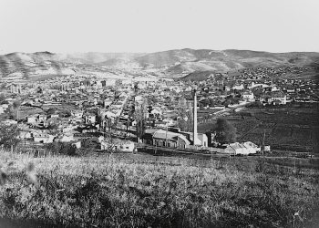 “Edhe pse Pjetër Bogdani kishte vdekur, ai u zhvarros nga osmanët dhe u hodh si ushqim qensh në mes të sheshit të Prishtinës, pasi…”/ Historia e panjohur e kryeqytetit të Kosovës, sipas historianit Namani