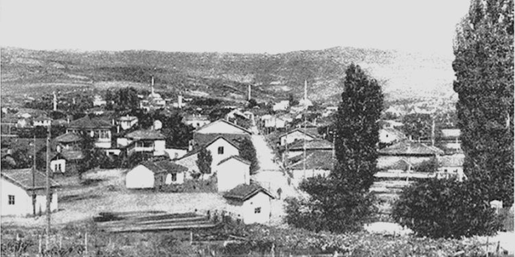 “Kolonët serbë që u vendosen në rrethin e Prishtinës, përvetësuan varrezat e shqiptarëve, pronat, shtëpitë dhe objektet e kultit…”/ Ana e panjohur e pushtimit të Kosovës, e parë nga studjuesi Namani