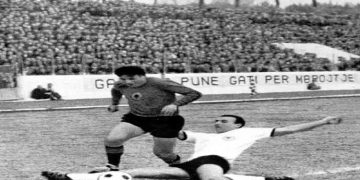 “Golin e Panos me Danimarkën, të Zhegës me Irlandën, gjuajtjen e Gjinalit me R.F. Gjermane, golin e Agim Muratit me Selltikun, atë të Mingës me Belgjikën, doja që…”/ Dëshmia e rrallë e Ismet Bellovës