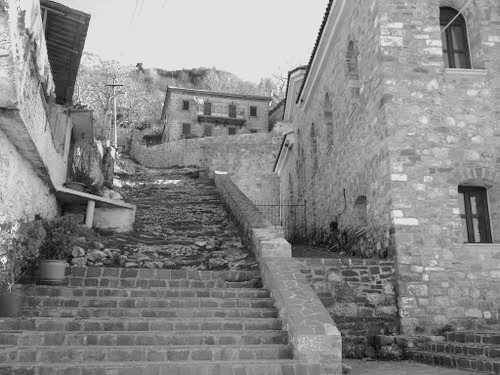 “Shkolla e parë shqipe është hapur në Labovë në mars 1861, me mbështetjen e Vangjel Zhapës, i cili nuk e mbështeti Naum Veqilharxhin për abetaren, pasi…”/ Refleksionet e studiuesit të njohur