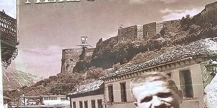 “Libraria e tij në ‘Qafën e Pazarit’, ku mblidheshin profesorët, doktorët, artistët, krijuesit e, sa e sa intelektualë të qytetit të gurtë, ishte kthyer në…”/ Refleksionet e publicistit të njohur, për librin “Alizot Emiri”