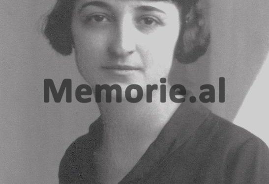 “Kur Hariton e morën për ta ekzekutuar, ai fare i qetë palosi fletën e romanit që po lexonte dhe shkoi bashkë me policët…”/ Historia e tragjike e familjes Bezhani, që hapi bankën e parë në Vlorë në 1850-ën