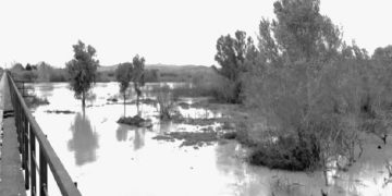 “Nga era e fortë u shemb çatia e repartit në fshatin Risili, ku mbetën të vdekur ushtarët dhe oficerët…”/Zbulohen raportet sekrete për ciklonin apokaliptik që përfshiu Jugun e Shqipërisë, në prill 1970