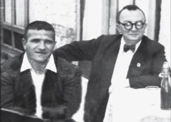 “Kur gjatë një bisede në librari, u diskutua nëse mund të quhej intelektual një njeri, vetëm pse kishte arsimin e lartë, Alizoti e kundërshtoi dhe u tha…”/ Dëshmia e djalit të librarit të famshëm të Gjirokastrës