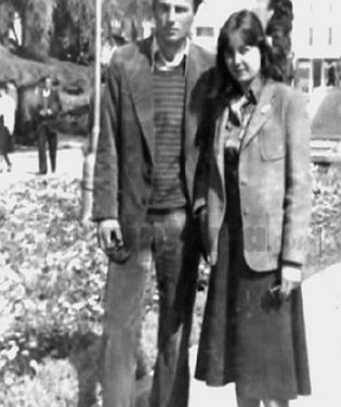 “Dy ditë pas ngjarjes me Mehmet Shehun, kisha dasmën, por ma anuluan, kurse dy fëmijët e vegjël të Marjetës e Bashkimit, dy vjeç e gjysmë dhe 11-muajsh, njerëzit e Sigurimit…”/ Dëshmia tronditëse e Niko Velços