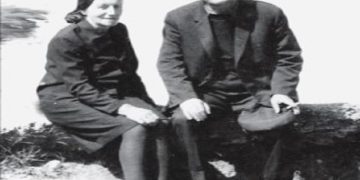 “Në Gjirokastër bënte ftohtë i madh, me borë e ngrica, te libraria e Alizotit nuk lejohej ngrohja me sobë dhe kur hynin brenda klientët …”/ Historitë e panjohura të librarit të famshëm të qytetit të gurtë