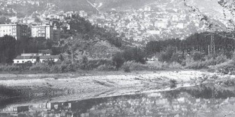 “Kur profesori nga Vjena, Dr. Cetbauer, me librin e Enverit ‘Shënime për Kinën” në dorë, i tha Alizotit; kush guxon t’ju jap më nuse ju, që keni ndarë tre gra, ai…”?!/ Dëshmia e rrallë e Dr. Adem Harxhit