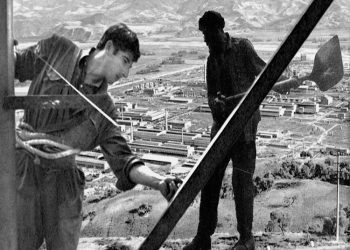 “Në tentativë për të nxjerrë njeri tjetrin, u helmuan 10 punëtorë, por veç brigadierit, vdiqën edhe…”/ Zbulohet dokumenti sekret i 11 qershorit 1979, për vdekjen 6 punonjësve të Metalurgjikut