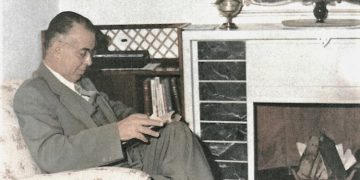 “Në janar 1979, në prag të përmbysjes së Shahut në Iran, Enver Hoxha shkruan në ditarin politik, se Lindja e Mesme mund të jetë shkëndija e një lufte botërore, pasi…”/ Refleksionet e studiuesit të njohur