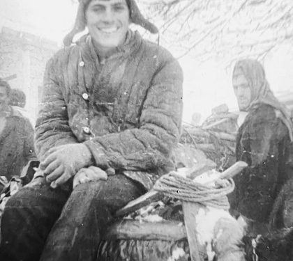 “Pas internimit tim në Fushë-Arrëz në ’82-in, në vendin tim, u katapultua Vladimir Shpuza, nipi i Ramiz Alisë, i cili së bashku me gruan e tij, për gati dhjetë vjet…”/ Dëshmia e ish-kryeinxhinierit të RTSH-së