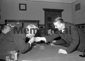 “Në Komitetin Qendror të Partisë kishim mbërritur letra, ku shkruhej që; nipi i Kadri Hazbiut, vazhdonte të mësonte në të njëjtën shkollë me nipërit e shokut Enver dhe…”/ Dëshmia e rrallë e Agron Aranitasit