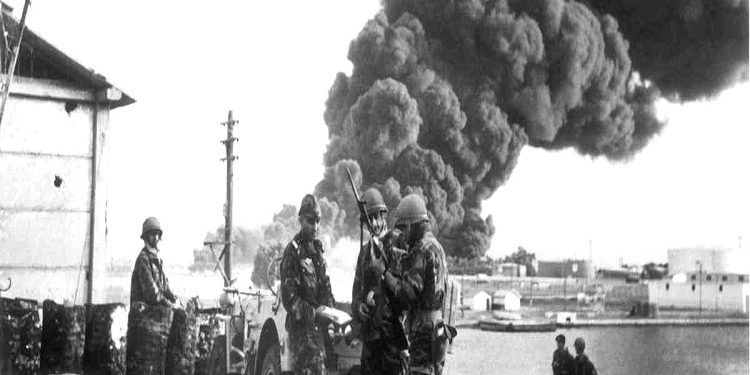 “Sikur mos mjaftonte agresioni i Izraelit, qeveritë britanike dhe franceze, nën pretekstin e sigurimit të kalimit nëpër Kanalin e Suezit, i kanë dërguar…”/ Ditari politik i Enver Hoxhës, nëntor 1956 -‘57