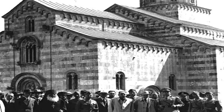 “Penda e Koliqit shkruente se; Mustafa Kruja ushtroi, pa lakime, normat mâ fisnike të burrnís shqiptare, ai deshi ma fort Shqipninë se popullaritetin e vet, pasi…/ “Refleksionet e studiuesit të njohur nga Italia