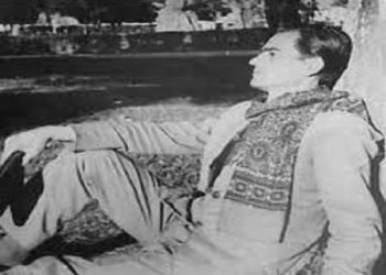 “Kur Lefter Çipa dëgjoi këngën dhe pa që teksti tij ishte deformuar në; ‘Djem e vajza porsi flutur / Që i rrit nëna Parti…’,iu duk tradhti ndaj Petro Markos dhe…”/ Dëshmia e rrallë për “Lasgushin e Bregut”