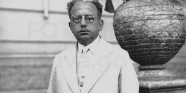 “Studiuesi erudit, po i ethur deri në gen me idetë social – komuniste, Gazmend Shpuza, që ngriti në qiell bëmat e Haxhi Qamilit, e quante gazetën ‘Taraboshi’ si…”/ Historia e panjohur e Terenc Toçit