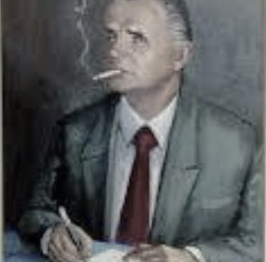 “Thanas Dino nuk ishte nga ata që mund të ‘ngujohej’ brenda fatit të tij, të kthehej thjesht në një kronist manikin, por ai…”/ Historia e gazetarit gjirokastrit që u kritikua nga Enver Hoxha në vitin 1972