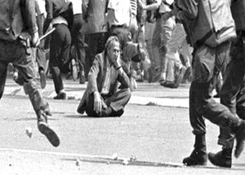 “Më 27 prill, Viktor Mayer nga Vjena shkruan: ‘në demonstratat në Kosovë ka të vrarë e të plagosur, një pjesë e funksionarëve jugosllavë kanë…”/ Shtypi evropian për ngjarjet e pranverës 1981