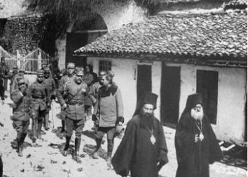 “Në fshatrat e tyre mbërritën ushtritë greke; një lukuni egërsirash, të etura për gjak e plaçkitje, ishin mbledhur gjithë varfanjakët e Greqisë dhe mësynin myslimanët…”/ Libri i studiuesit nga Korça