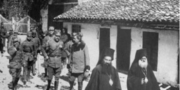 “Në fshatrat e tyre mbërritën ushtritë greke; një lukuni egërsirash, të etura për gjak e plaçkitje, ishin mbledhur gjithë varfanjakët e Greqisë dhe mësynin myslimanët…”/ Libri i studiuesit nga Korça